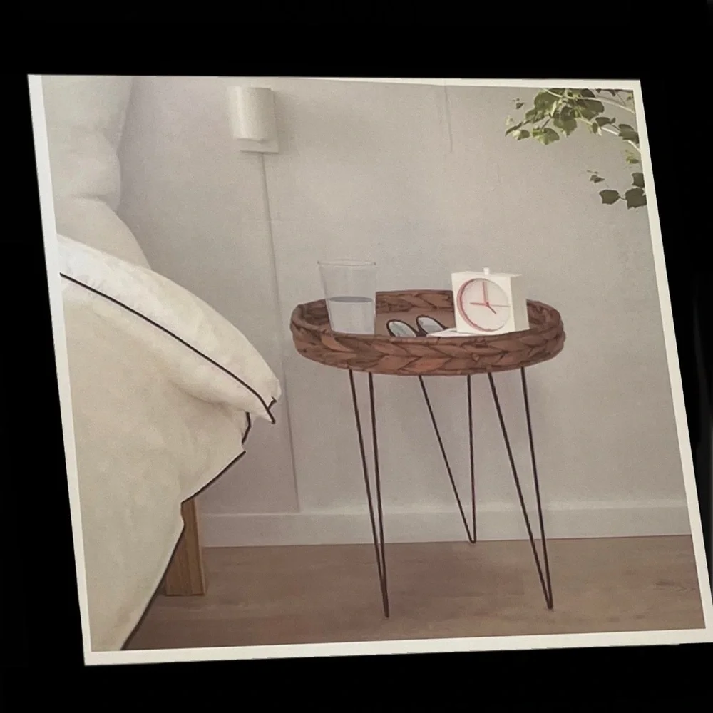 Hyacinth Table - Picture 2 of 5